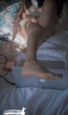 一个人看的视频在线观看www