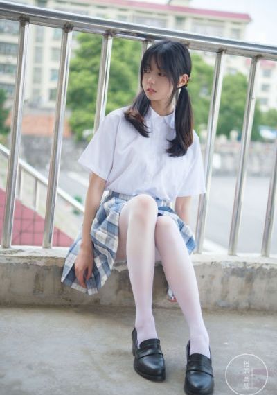 05后大学生股民跑步进场交易被套