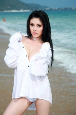 炼气3000层开局收女帝为徒短剧