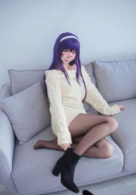 日本尤莉亚在线无删减播放