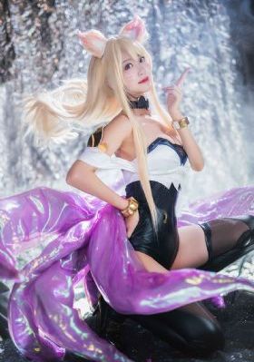 ysl口红水蜜桃色号8223